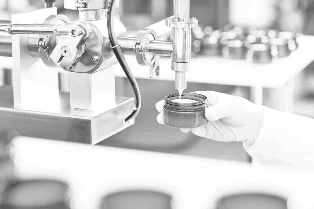 The COLORCOS team at work in the laboratory